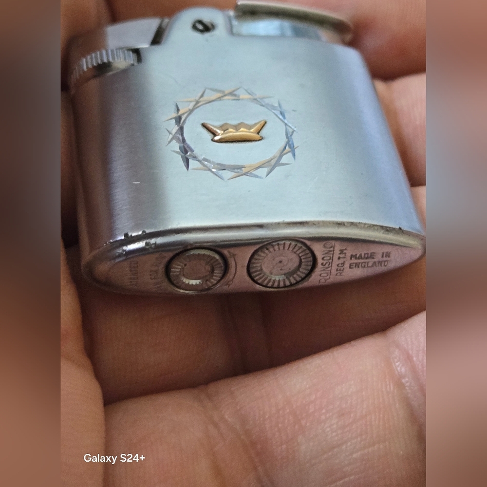 Silver Lighter - Picture 7 of 9